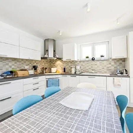 Carina By Interhome *